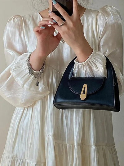 Dagmar – Elegant Sort Mini Læder Skuldertaske