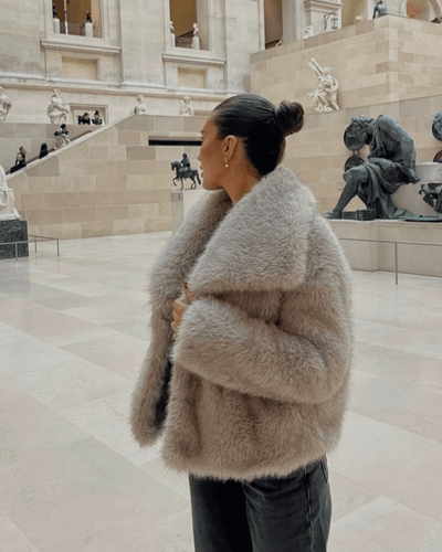 Elegant Oversized Vinterjakke til Dame i Faux Fur Jakke
