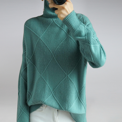 Sofy | Dame Striktrøje i Håndlavet Design – Komfortabel Elegant Sweater