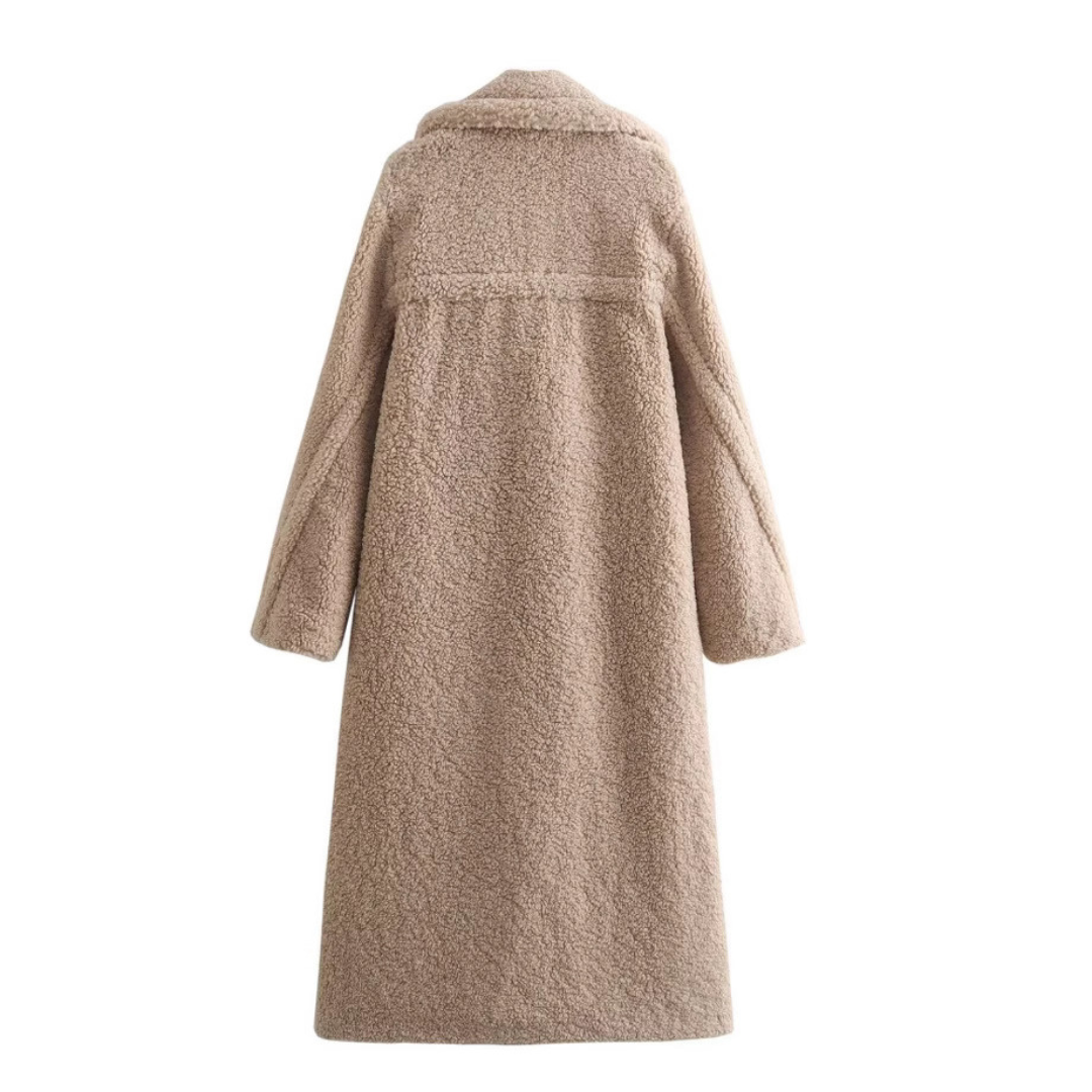 Lang teddyfrakke til kvinder | Med knaplukning