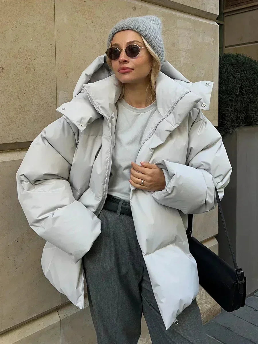 Emma I Over-sized Dame Vinterjakke with Hood and High Collar Pufferjakke