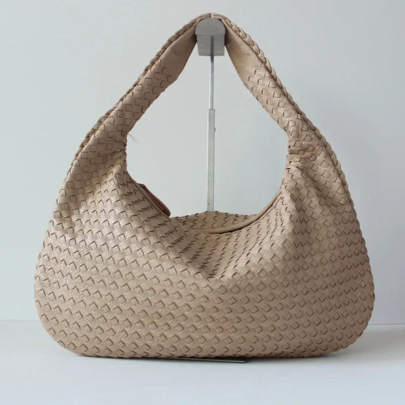 Borsa Hobo i Vævet Læder - Den Tidløse Håndværkskunst fra Liva