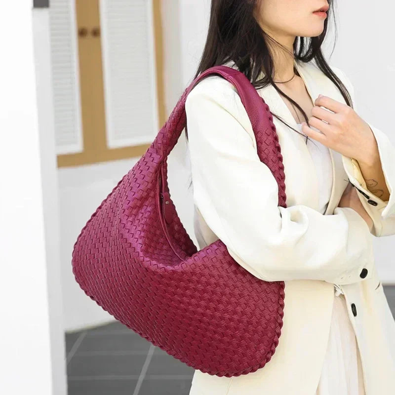 Borsa Hobo i Vævet Læder - Den Tidløse Håndværkskunst fra Liva