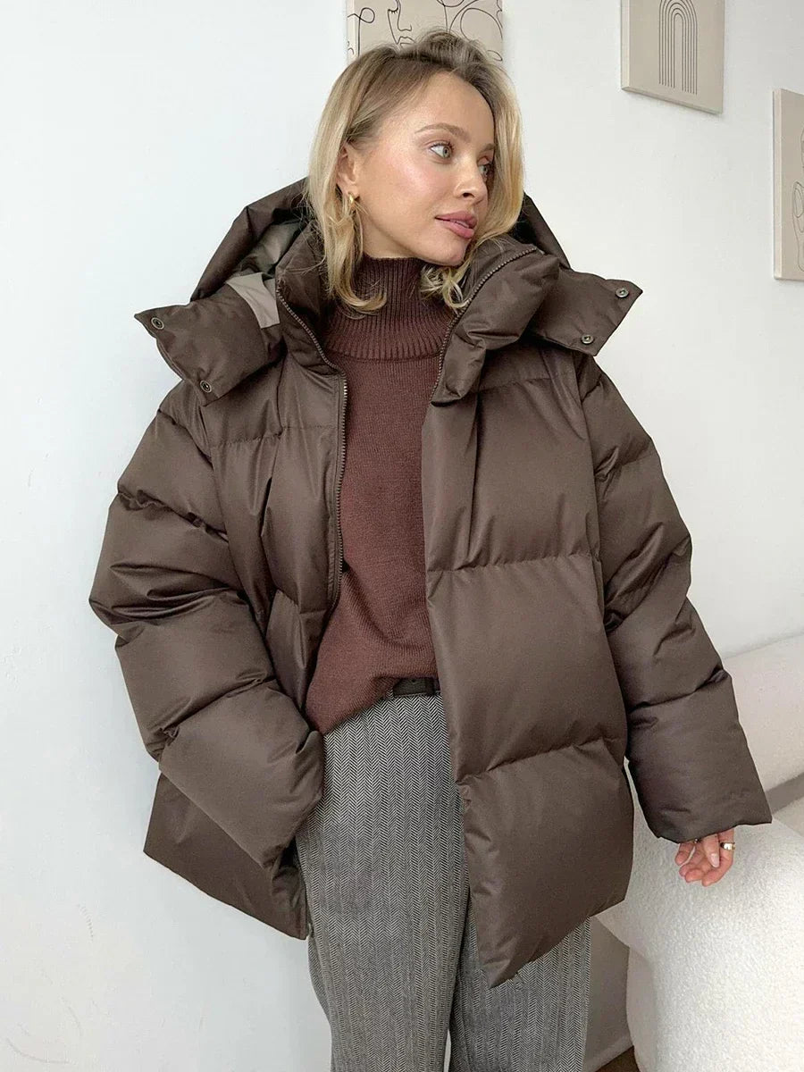 Emma I Over-sized Dame Vinterjakke with Hood and High Collar Pufferjakke