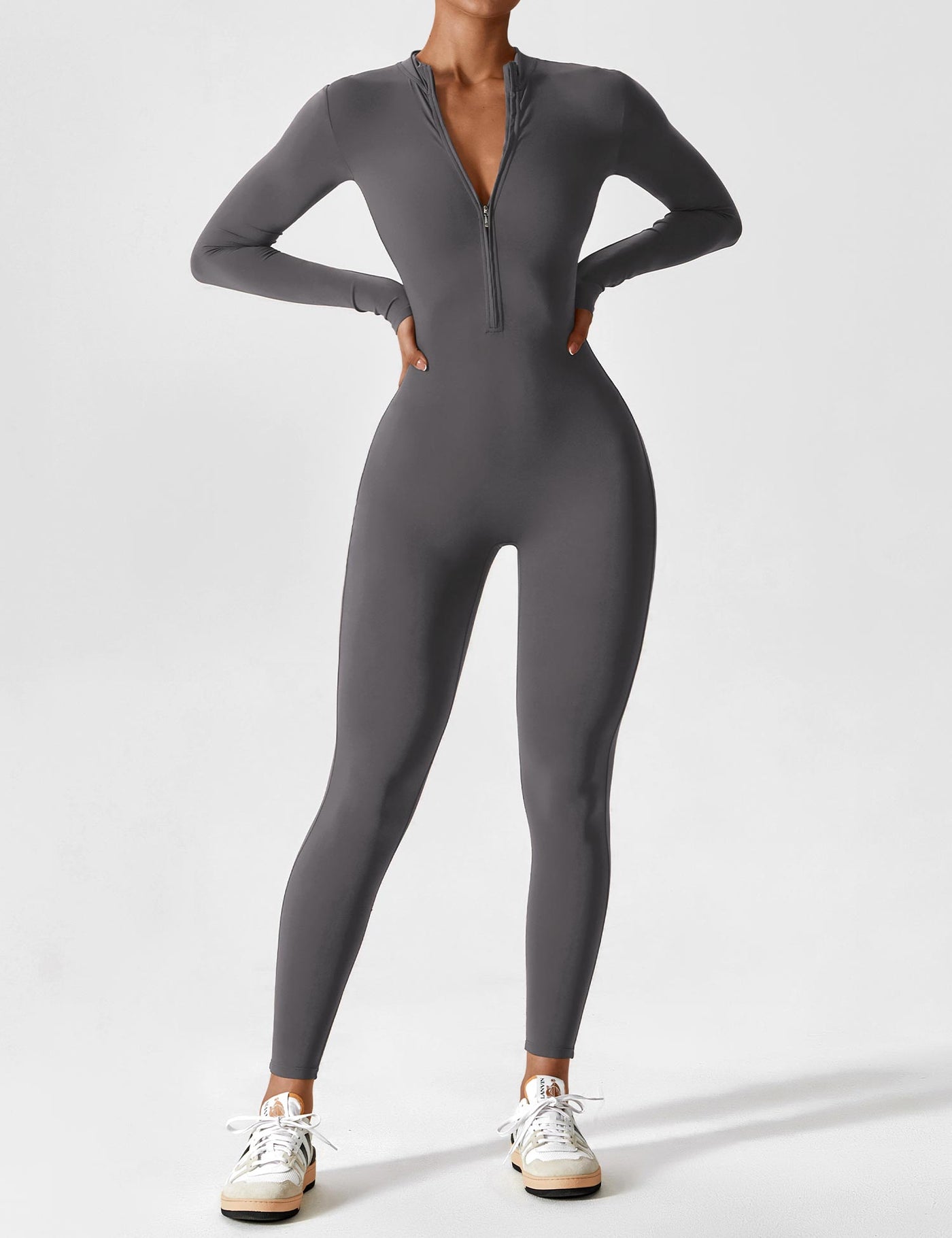 Helga | Stilfuld premium bodysuit med lynlås dame